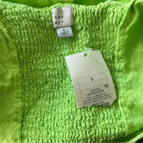 A New Day | Linen Blend Lime Green Off-Shoulder Crop Top - Picture 9 of 10